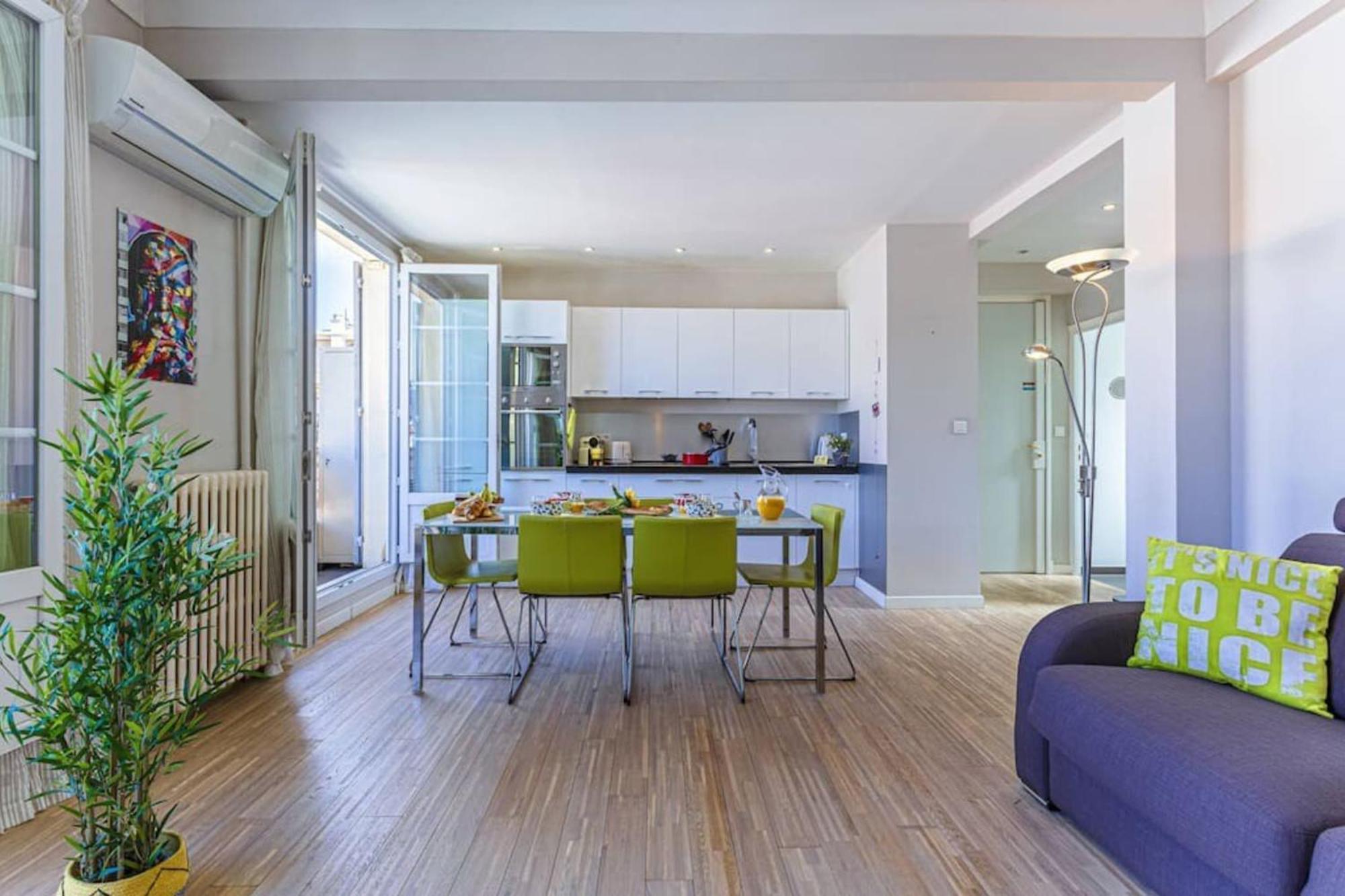Berlioz 1 - City Center 2 Rooms - Last Floor Appartement *